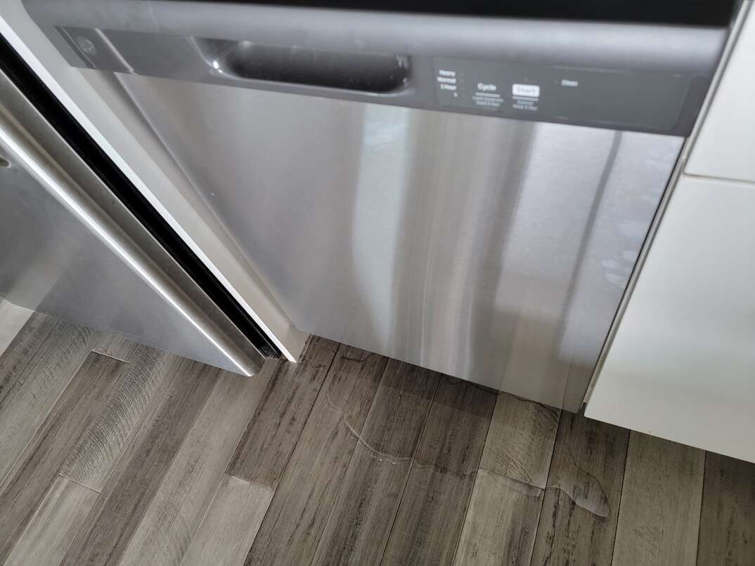 Dishwasher Water leaking we fix in Manhattan