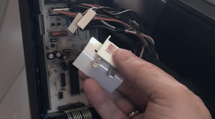 Blown Internal Fuse