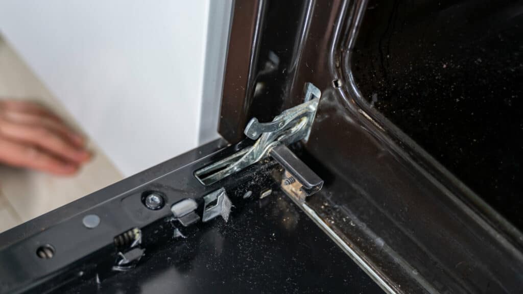 Check the Hinges